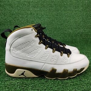 Jordan Sneakers Mens 9.5 White Air Jordan 9 Retro Statue Militia Green